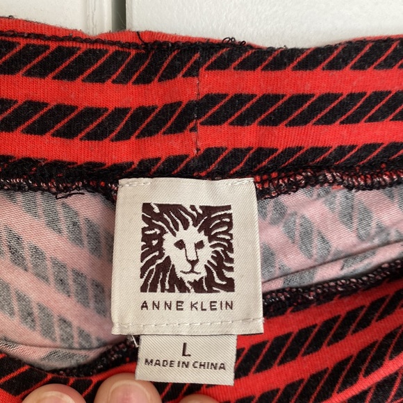 Anne Klein size L skirt - Picture 3 of 4